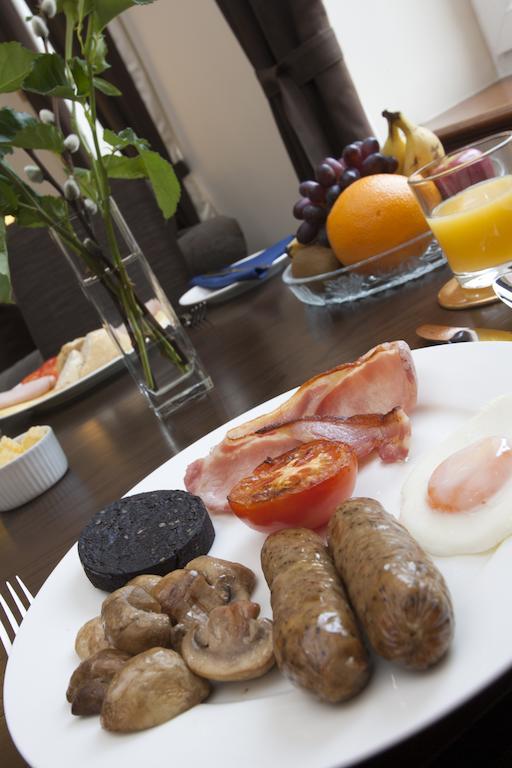 Bed and Breakfast Dinichean House Daviot  Екстер'єр фото