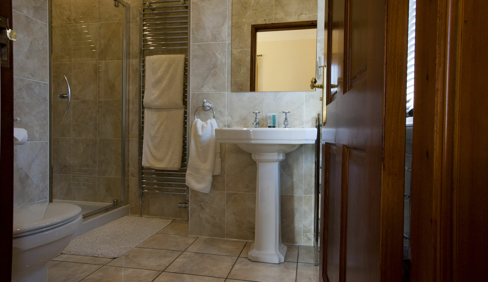 Bed and Breakfast Dinichean House Daviot  Екстер'єр фото